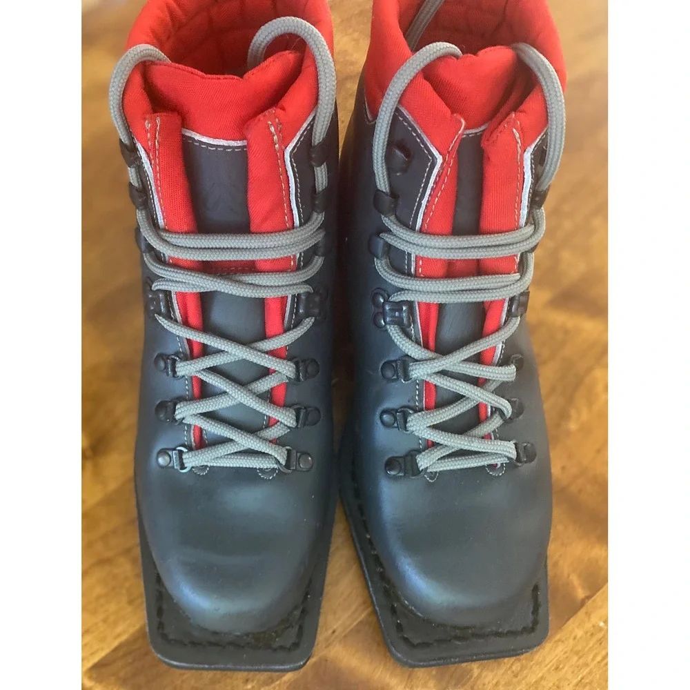 Asolo Backcountry Telemark Ski Boots Mens 7.5 Grey Red Leather Vibram Italy 75mm